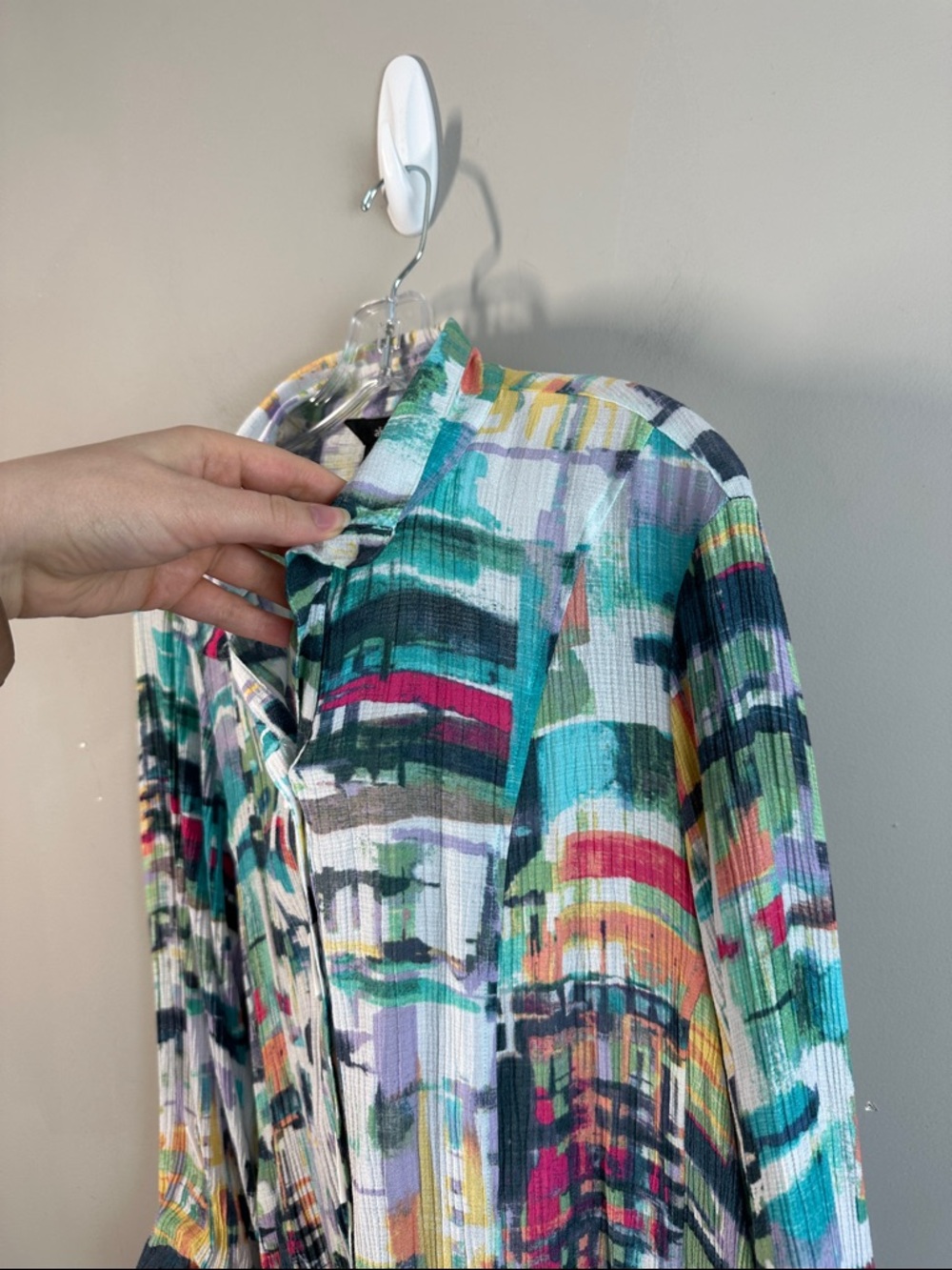 Ali Miles Multicolor Abstract Print Button Front Top Size 1X - Picture 13 of 15